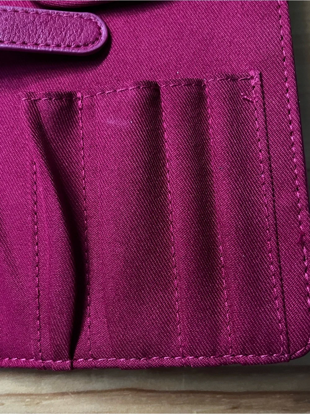 Sephora Fuchsia Wrap Leather Organizer